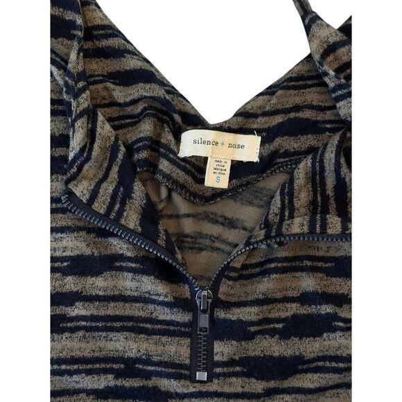 🔥 Silence + Noise Animal Stripe Zip Cami – Size S – Boho Urban Outfitters Vibe - Picture 6 of 9
